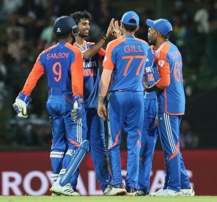 India beat Sri Lanka in the third and final T20 match to win the series 3-0