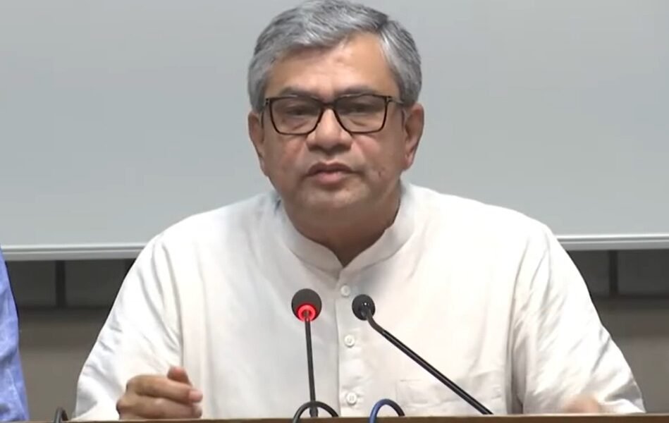 Indian Railways is running 10 thousand special trains to meet the high demand during summer season - Ashwini Vaishnav