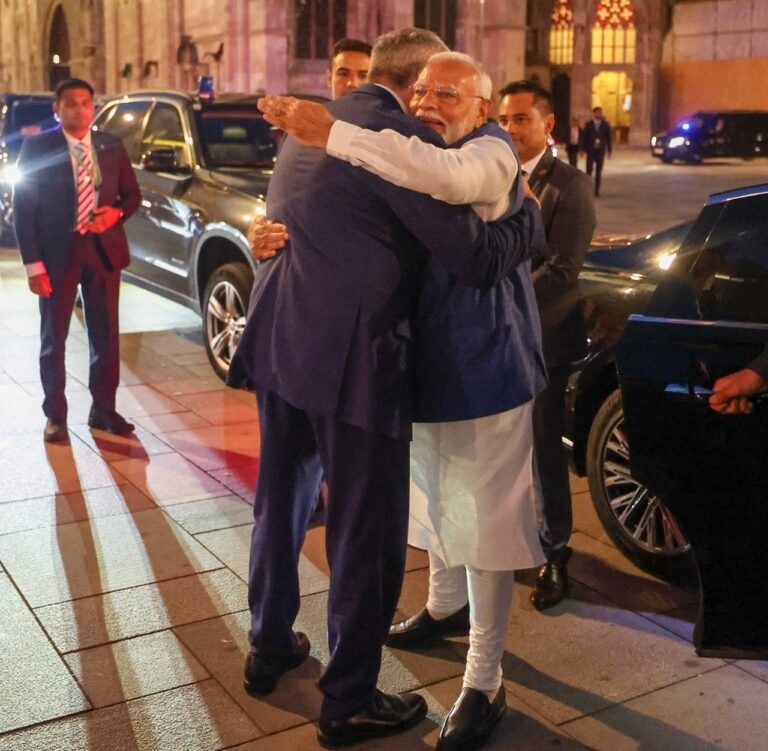 प्रधानमंत्री नरेंद्र मोदी ने ऑस्ट्रिया के विएना में चांसलर कार्ल नेहमर से मुलाकात की