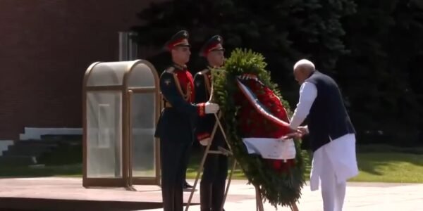 PM Narendra Modi pays floral tribute at the Tomb of the Unknown Soldier in Moscow, Russia