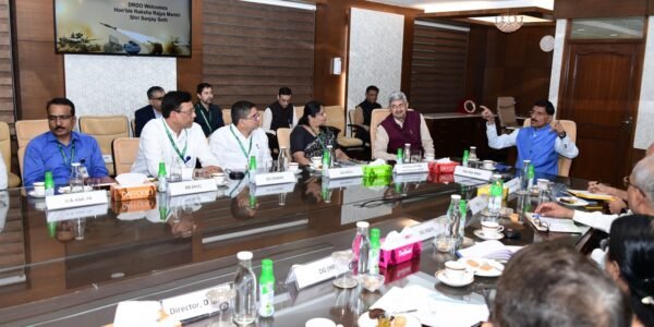 Raksha Rajya Mantri Sanjay Seth visits DRDO Bhawan in New Delhi