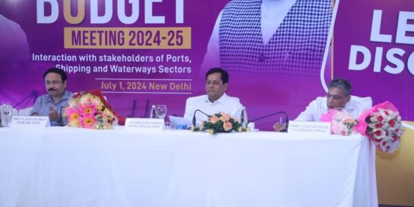 Sarbananda Sonowal holds a useful pre-budget meeting with various stakeholders of Ports, Shipping and Waterways today
