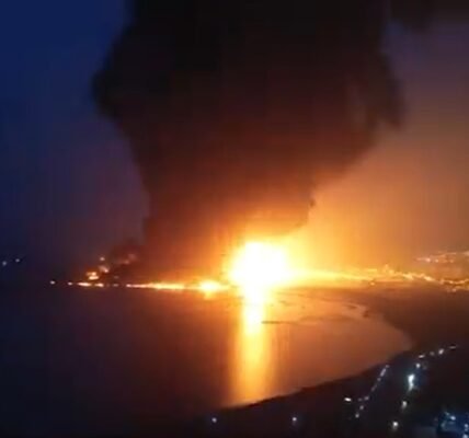 US-UK coalition carried out four airstrikes in Yemen's Hodeidah region yesterday