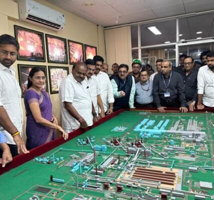 Union Minister HD Kumaraswamy and Minister of State Bhupathiraju Srinivas Varma visited Visakhapatnam Steel Plant