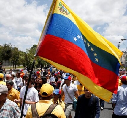Venezuela votes today to elect a new president