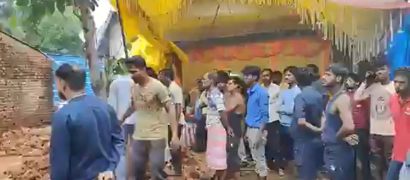 9 children died and many injured due to wall collapse in Sagar district of Madhya Pradesh