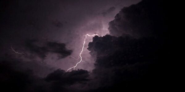 At least 10 people lost their lives due to lightning in Bihar in the last 24 hours