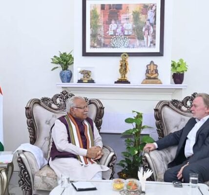 Australian High Commissioner to India meets Union Minister Shri Manohar Lal