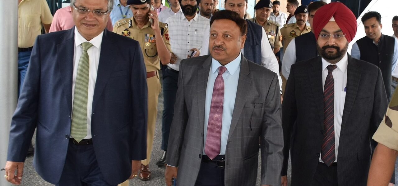 Election Commission team holds consultations with stakeholders on J&K Assembly elections in Srinagar