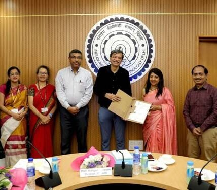 IIT Delhi Transfers Indigenous Healthcare Technologies to Industry under Ministry of Electronics and Information Technology funded Project NNetRA