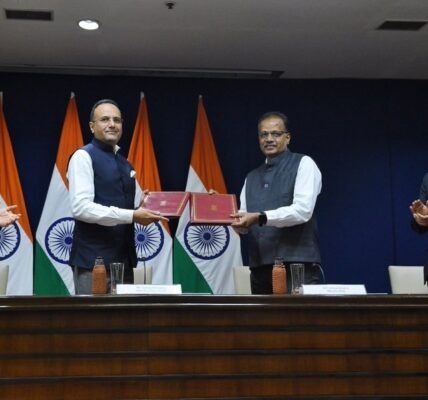 MoU signed between the Ministry of External Affairs and NewSpace India Limited for the launch of Nepal's Munal satellite