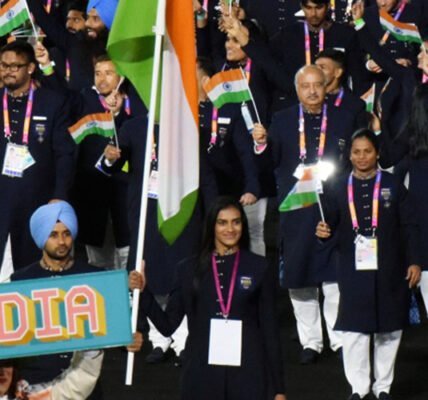 PM Modi lauds Indian contingent at closing of Paris Olympics 2024