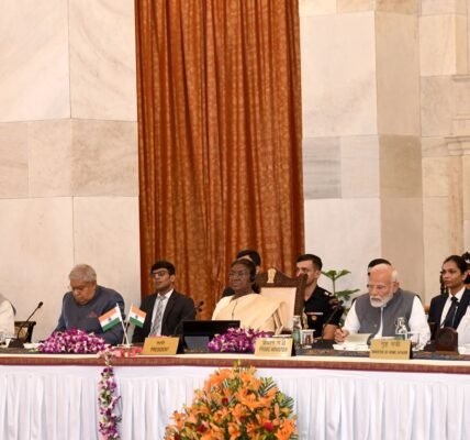 President Draupadi Murmu praised the governors in the two-day conference of governors held at Rashtrapati Bhavan