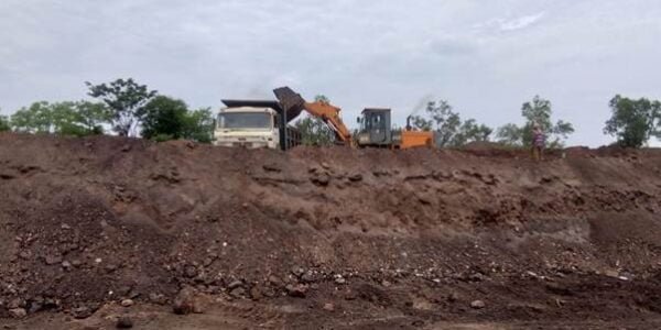 RINL CMD Atul Bhatt thanked Andhra Pradesh CM for handing over the lease of Garbham Manganese Mine to RINL