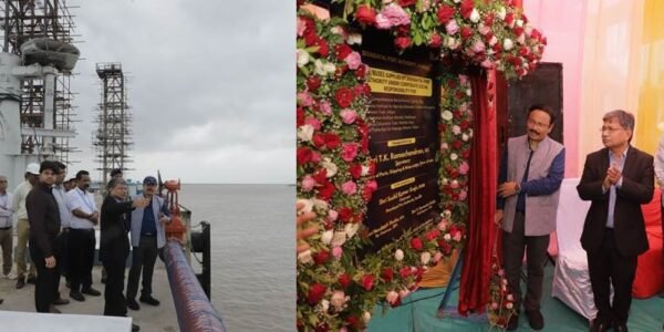 Secretary, Ministry of Ports, Shipping and Waterways reviews key development projects and inaugurates various welfare initiatives at Deendayal Port, Gujarat