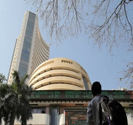 Sensex hits new peak, Nifty crosses 25,000 mark for the first time