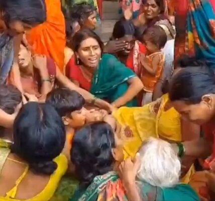 Seven people died in a stampede at a temple in Jehanabad district of Bihar
