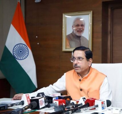 States can buy rice from FCI at Rs 2,800 per quintal without participating in e-auction Pralhad Joshi