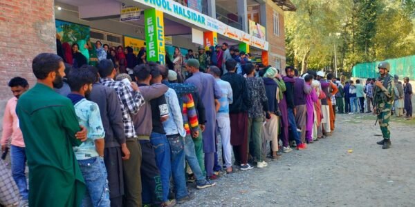 58.19 percent voting took place till 5 pm in the first phase of Jammu and Kashmir assembly elections