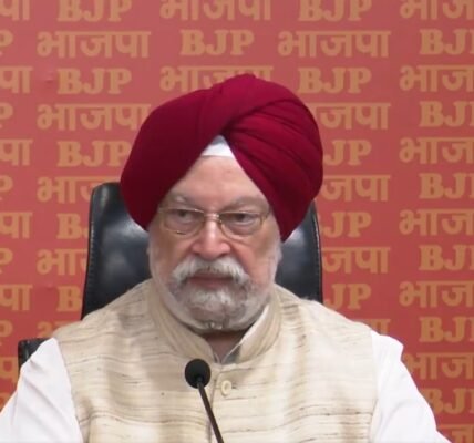 BJP strongly criticized Congress leader Rahul Gandhi's alleged remarks on the Sikh community during his US visit