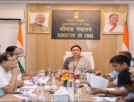 Coal Ministry reviews “producing and expected to produce” captive commercial coal mines