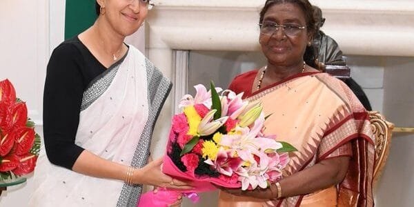 Delhi Chief Minister Atishi met President Murmu