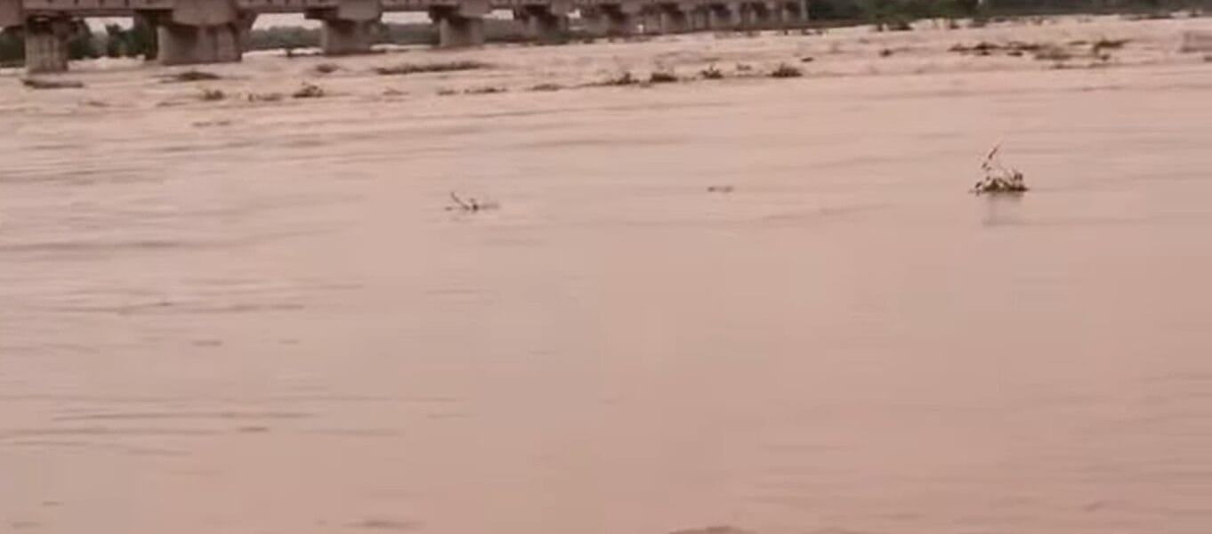 Due to the release of large quantity of water from two dams of Kosi and Gandak river in Bihar, low lying areas of the state got submerged