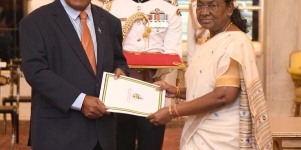 High CommissionersAmbassadors of Solomon Islands, Nauru, Italy, Iceland and Israel presented credentials to President Murmu