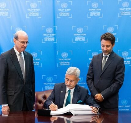 India stresses the need for urgent reform of the international decision-making process, particularly in the structure of the UNSC