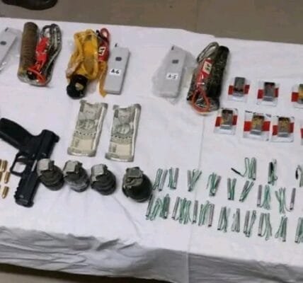 Jammu and Kashmir Police arrested six people having links with Pakistan-based terror organisations in Awantipora