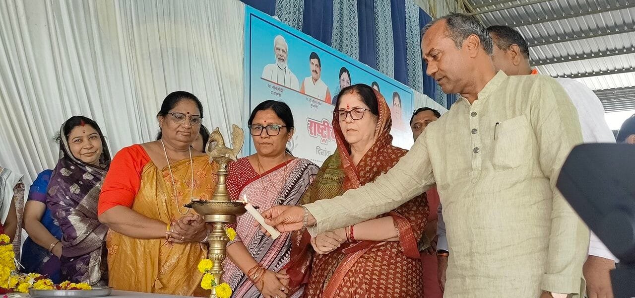 Minister of State for Women and Child Development Savitri Thakur launched the National Nutrition Month 2024 in Dhar district of Madhya Pradesh