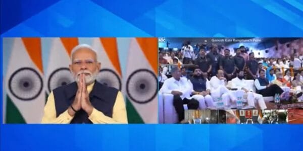 PM Modi inaugurated development projects worth more than 11 thousand two hundred crore rupees in Maharashtra