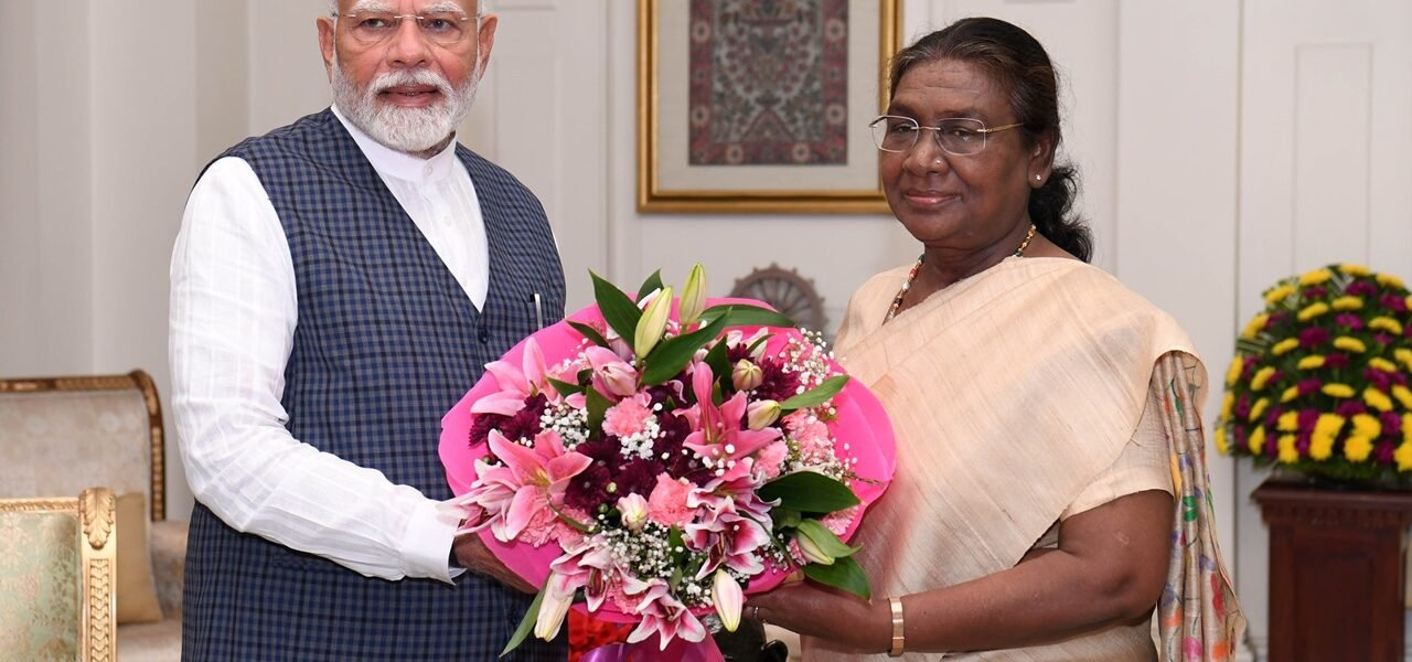 PM Modi meets President Murmu