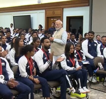 PM Modi today met the Indian contingent returning from Paris Paralympics at his residence