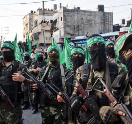 Palestinian terrorist group Hamas expressed its willingness to implement the US proposal for a ceasefire agreement without any new conditions