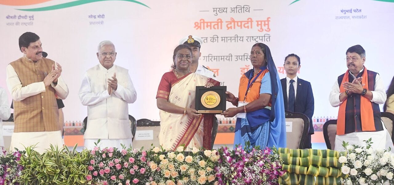 President Draupadi Murmu addressed the Safai Mitra Sammelan in Ujjain, Madhya Pradesh today