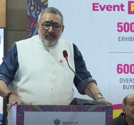 Textile industry in India is estimated to grow to US$ 350 billion by 2030 and generate 35 million jobs - Giriraj Singh
