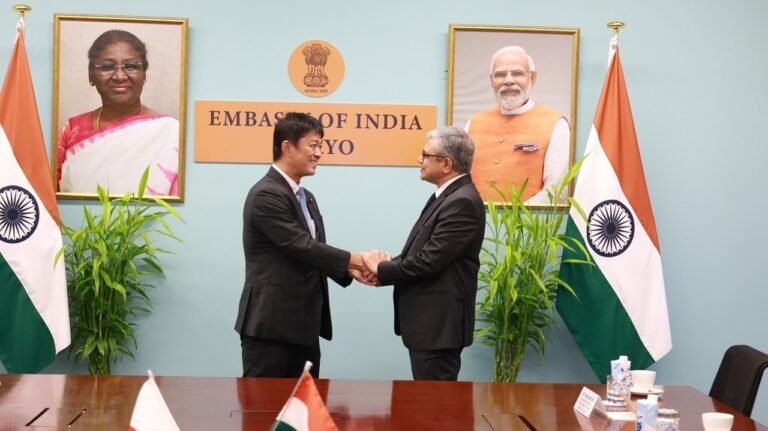 Union Minister Ashwini Vaishnav held a meeting with Susumu Kataoka, President of Japan External Trade Organization
