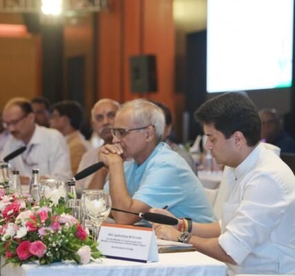 Union Minister for Communications and Information Technology Jyotiraditya M. Scindia held a meeting with India 6G Alliance