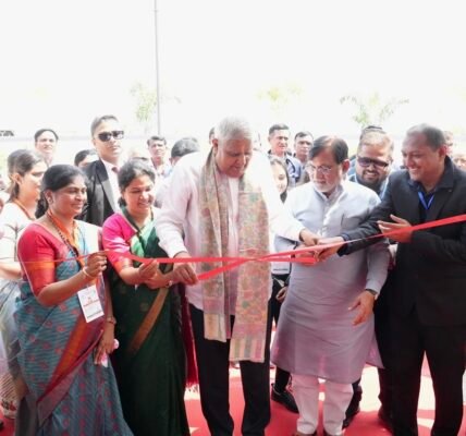 Vice President inaugurates Pradhan Mantri Awas Yojana (Urban) flats at Ghoghla, Daman and Diu