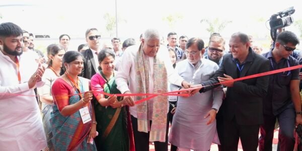 Vice President inaugurates Pradhan Mantri Awas Yojana (Urban) flats at Ghoghla, Daman and Diu