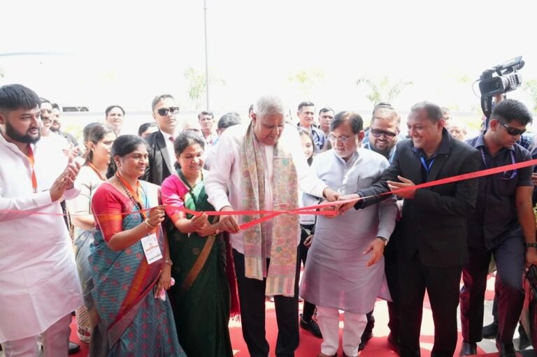 उपराष्ट्रपति ने दमन एवं दीव के घोघला में प्रधानमंत्री आवास योजना (शहरी) फ्लैटों का उद्घाटन किया