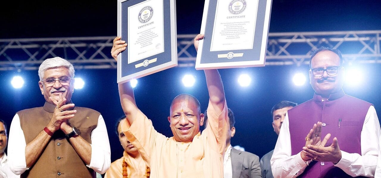 Ayodhya created a world record by lighting more than 25 lakh lamps on the banks of Saryu and performing aarti by 1,121 Vedacharyas