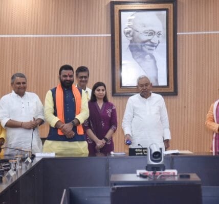 Bihar government transferred more than Rs 225 crore directly to the bank accounts of three lakh 21 thousand families as flood relief grant