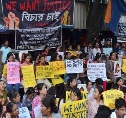 Doctors protest in Kolkata demanding justice for R.G.Kar Medical College victim