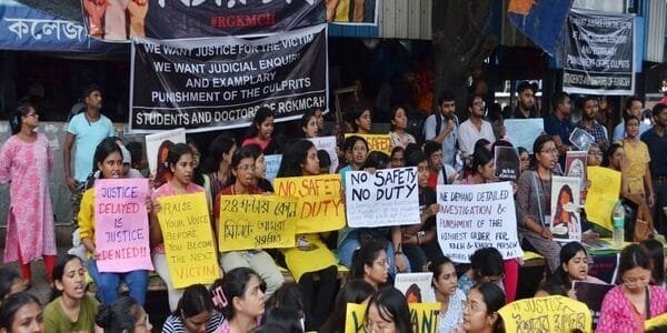 Doctors protest in Kolkata demanding justice for R.G.Kar Medical College victim