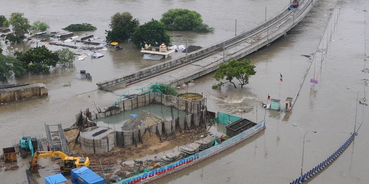 IMD predicted heavy rains in Chennai, Tiruvallur, Kanchipuram and Chengalpet districts during the next 24 hours.