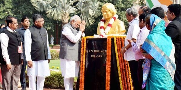 PM Modi pays tribute to former President APJ Abdul Kalam on his birth anniversary