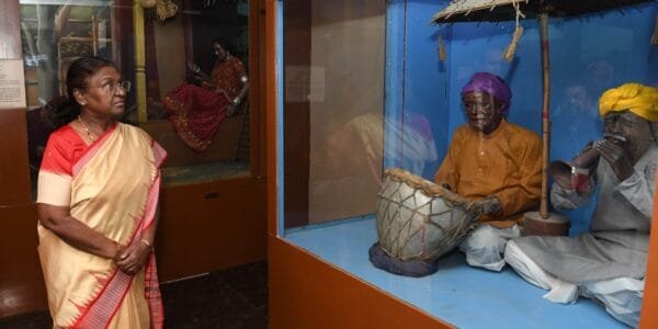 President Draupadi Murmu attended the event organized to mark the completion of 75 years of Bharatiya Adivasi Jati Sevak Sangh in New Delhi today