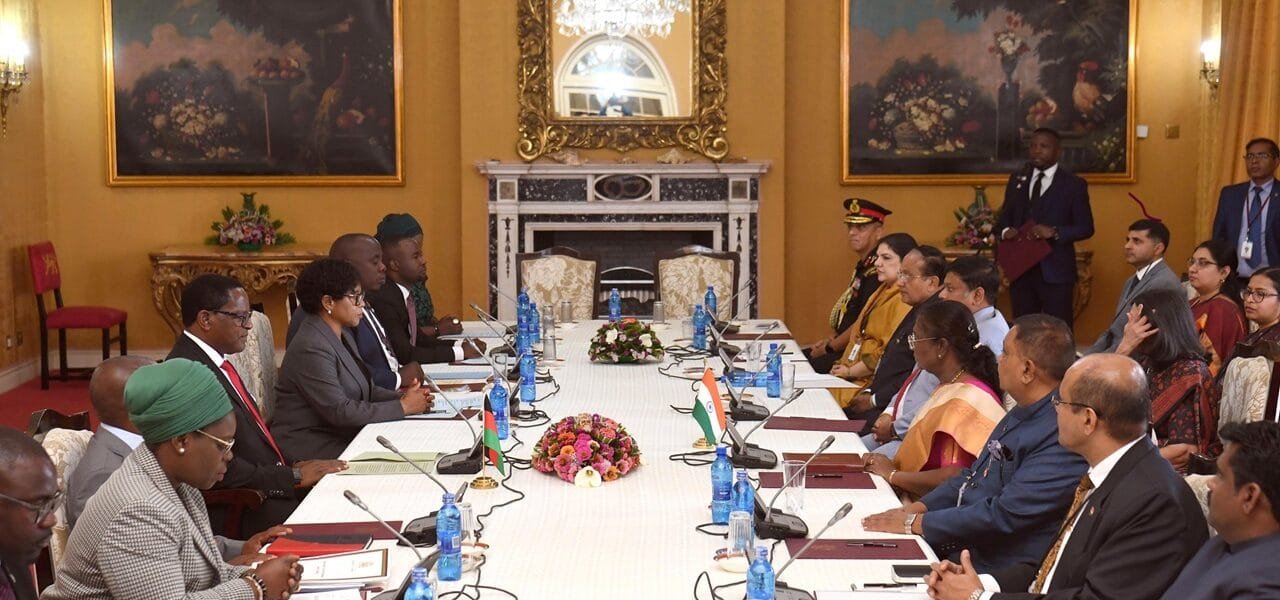 President Draupadi Murmu held bilateral meeting with President of Malawi Lazarus Chakwera